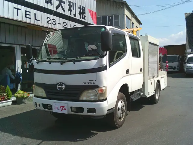 日野 デュトロ BDG-XZU378M(4WD)の写真1