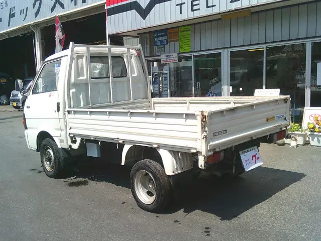 マツダ ボンゴトラック KC-SE28M(4WD)の写真6