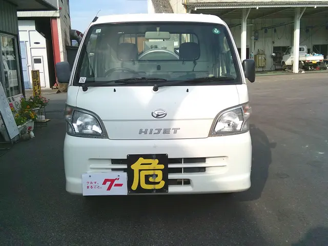 ダイハツ ハイゼットトラック EBD-S211P(4WD)の写真2