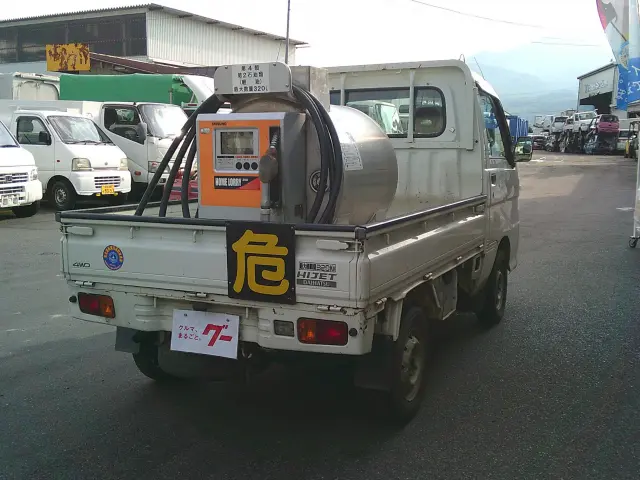 ダイハツ ハイゼットトラック EBD-S211P(4WD)の写真4