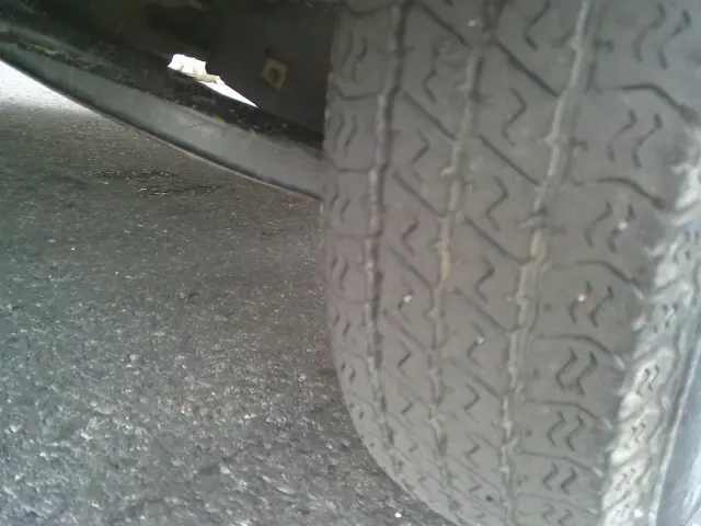 ダイハツ ハイゼットトラック EBD-S211P(4WD)の写真9