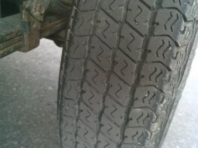 ダイハツ ハイゼットトラック EBD-S211P(4WD)の写真11