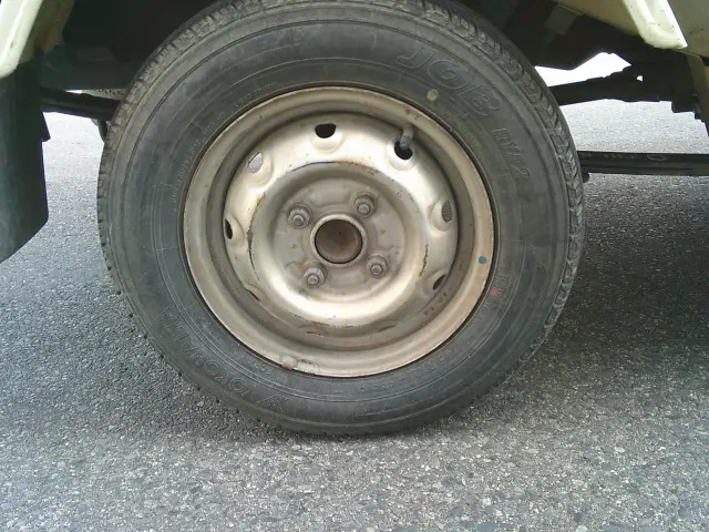 ダイハツ ハイゼットトラック EBD-S211P(4WD)の写真12