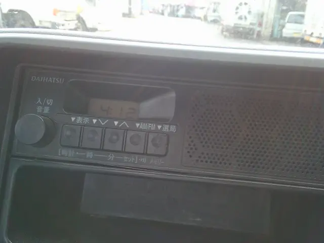 ダイハツ ハイゼットトラック EBD-S211P(4WD)の写真31