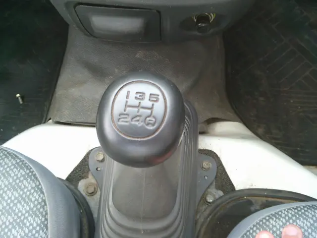 ダイハツ ハイゼットトラック EBD-S211P(4WD)の写真33