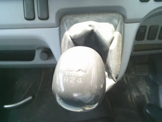 三菱 キャンター SKG-FBA20(2WD)の写真38