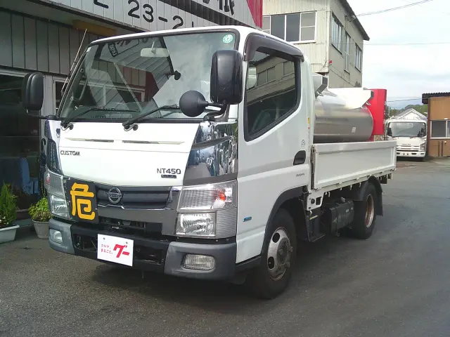 日産 アトラス TPG-FDA2W(4WD)の写真1