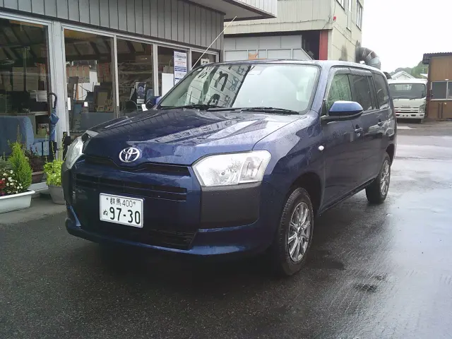 トヨタ プロボックスバン 3BE-NCP165V(4WD)の写真1