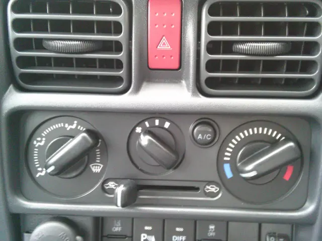 スズキ キャリイ 3BD-DA16T(4WD)の写真34