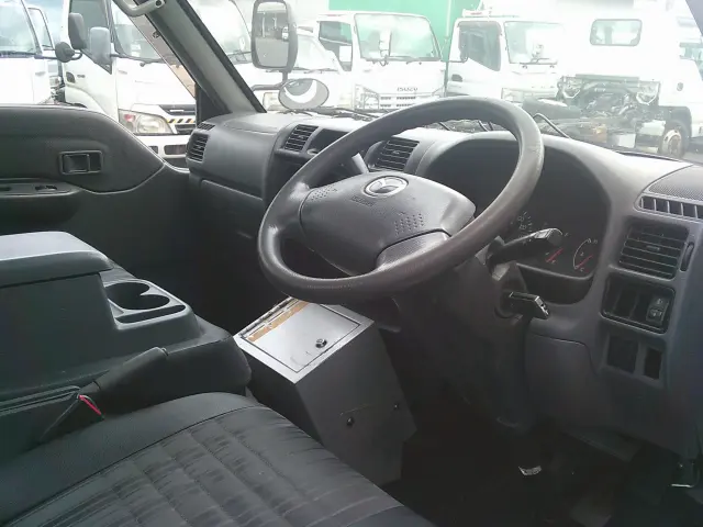 マツダ ボンゴトラック DBF-SLP2T(2WD)の写真21