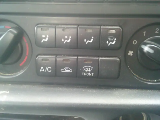 マツダ ボンゴトラック DBF-SLP2T(2WD)の写真31