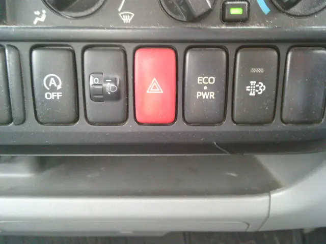 日野 デュトロ SJG-XKC605M(2WD)の写真31