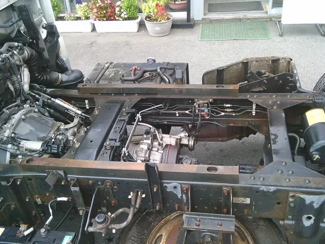 いすゞ エルフ TDG-NKS85AN(4WD)の写真6