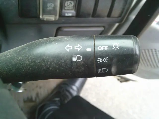 いすゞ エルフ TDG-NKS85AN(4WD)の写真22