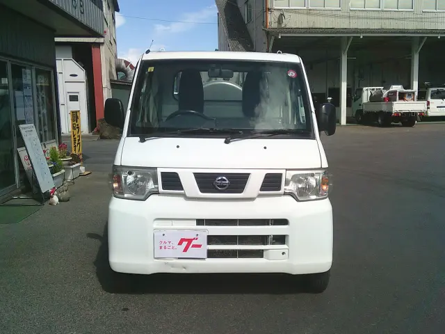 日産 クリッパートラック GBD-U72T(4WD)の写真2