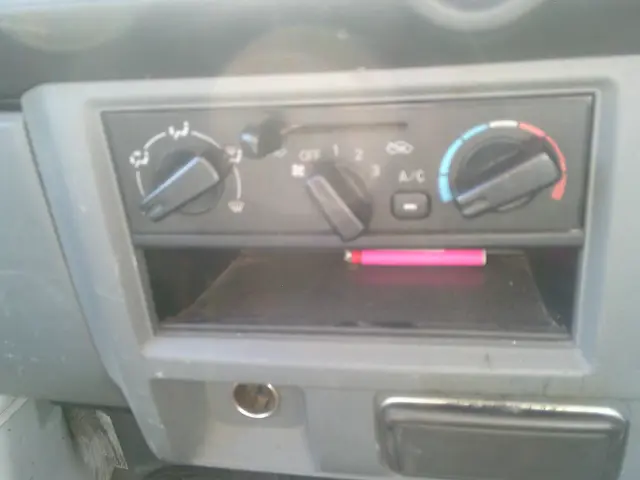 日産 クリッパートラック GBD-U72T(4WD)の写真29