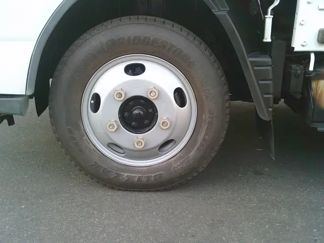 三菱 キャンター TKG-FDA50(4WD)の写真8