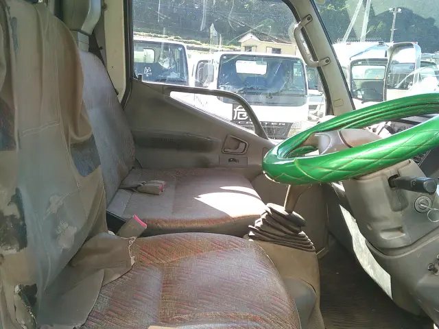 三菱 キャンター KC-FG507B(4WD)の写真19