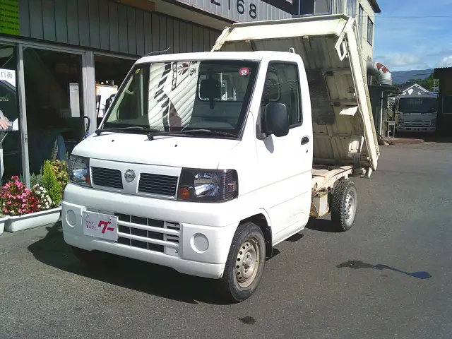 日産 クリッパートラック GBD-U72T(4WD)の写真1