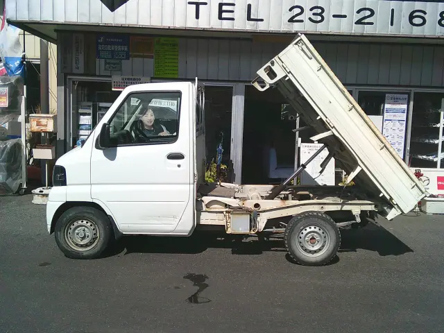 日産 クリッパートラック GBD-U72T(4WD)の写真7