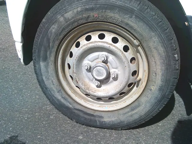 日産 クリッパートラック GBD-U72T(4WD)の写真8