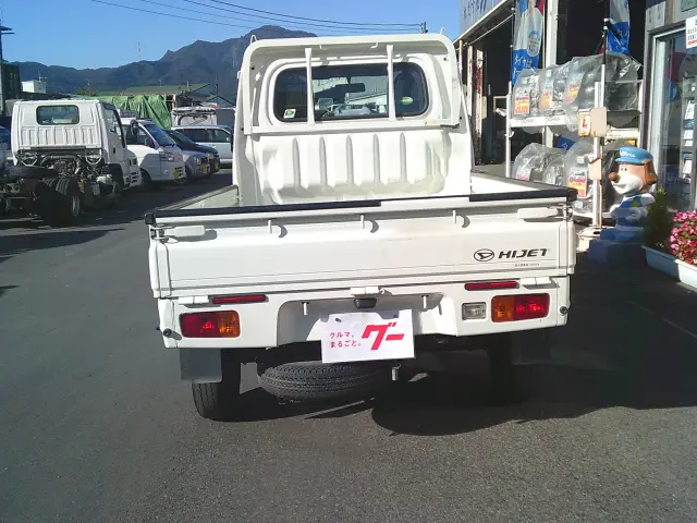 ダイハツ ハイゼットトラック EBD-S510P(4WD)の写真5