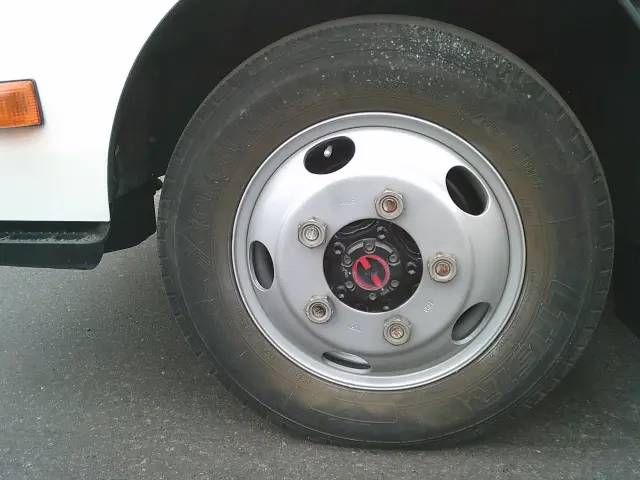 日野 デュトロ TKG-XZU675M(4WD)の写真8