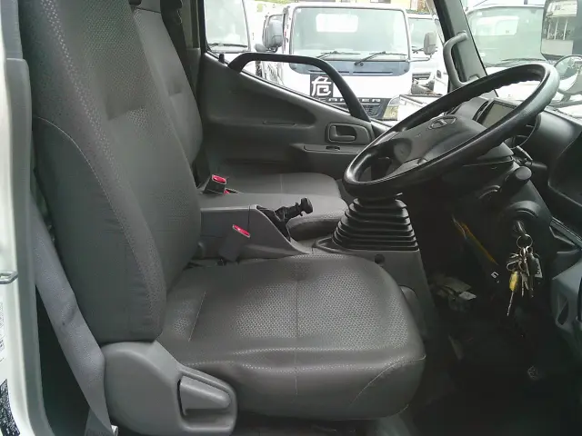 日野 デュトロ TKG-XZU675M(4WD)の写真25