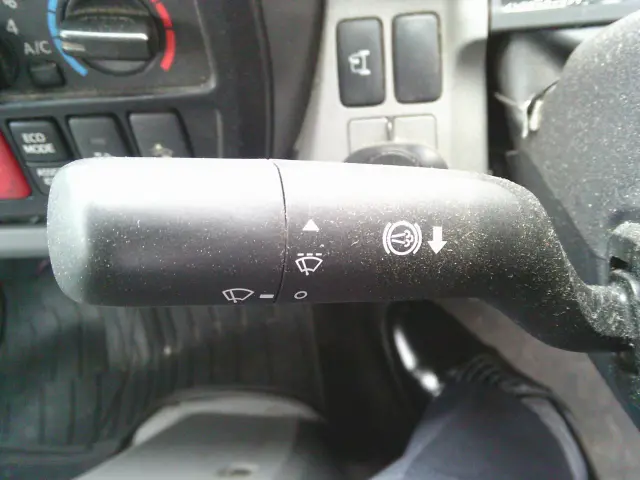 日野 デュトロ TKG-XZU675M(4WD)の写真30