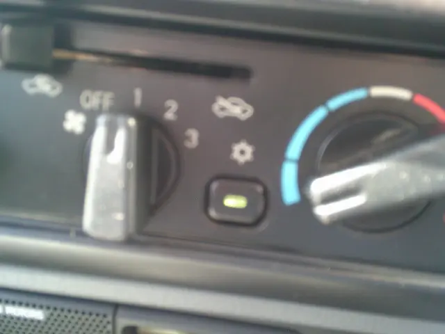 三菱 ミニキャブトラック LE-U62T(4WD)の写真23