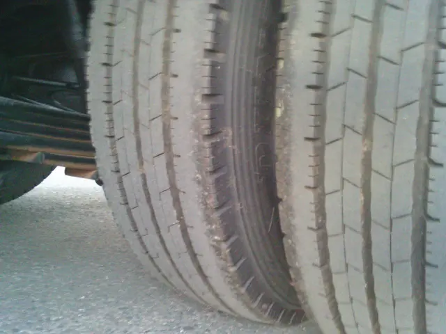 いすゞ エルフ TPG-NKS85AN(4WD)の写真15