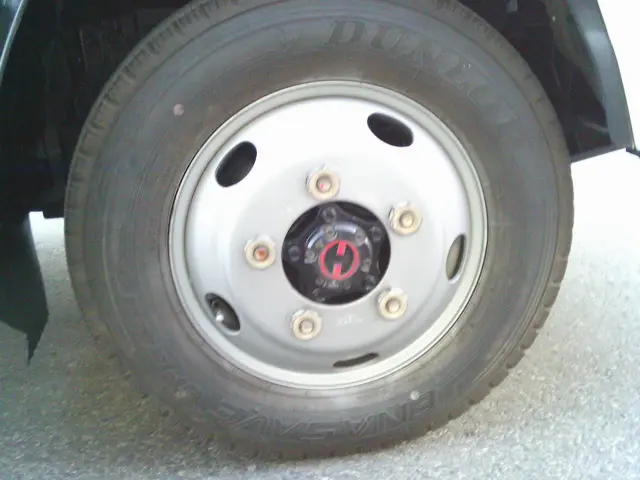 いすゞ エルフ TPG-NKS85AN(4WD)の写真17