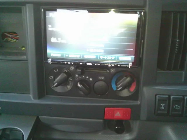 いすゞ エルフ TPG-NKS85AN(4WD)の写真33