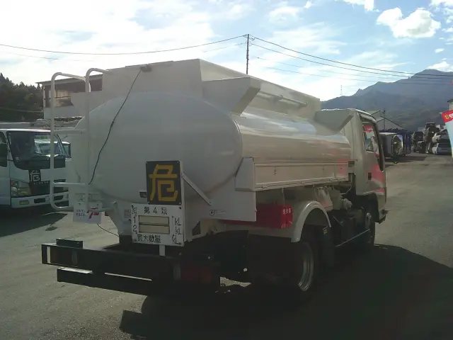 いすゞ エルフ TPG-NKS85AN(4WD)の写真4