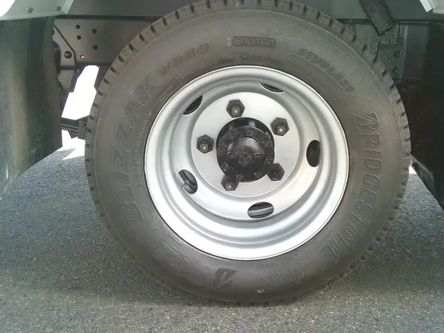 いすゞ エルフ TPG-NKS85AN(4WD)の写真12