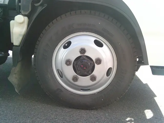 いすゞ エルフ TPG-NKS85AN(4WD)の写真13