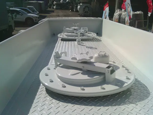 いすゞ エルフ TPG-NKS85AN(4WD)の写真23