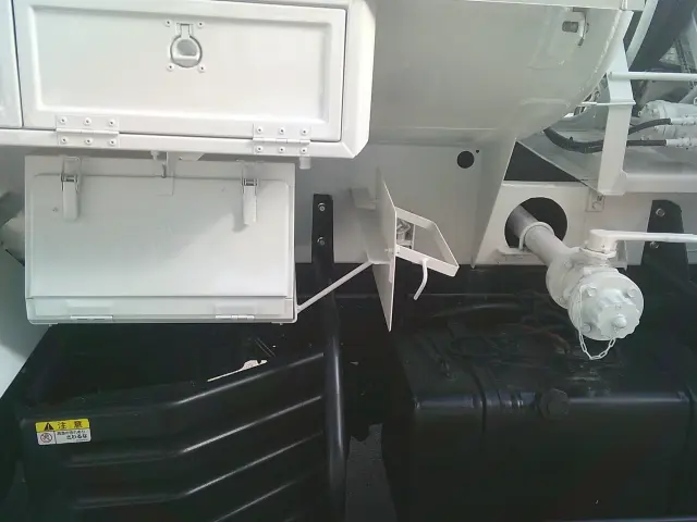 いすゞ エルフ TPG-NKS85AN(4WD)の写真26