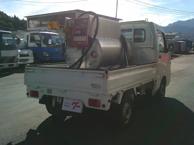 スズキ キャリイ EBD-DA65T(4WD)の写真4