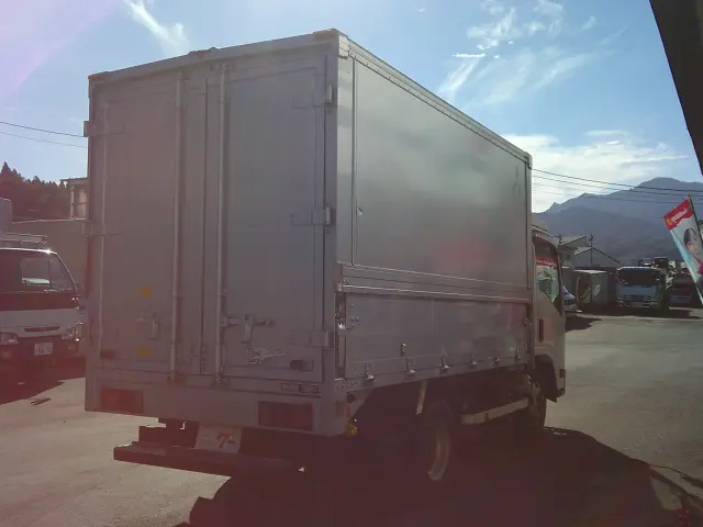 いすゞ エルフ 2RG-NMS88AN(4WD)の写真4