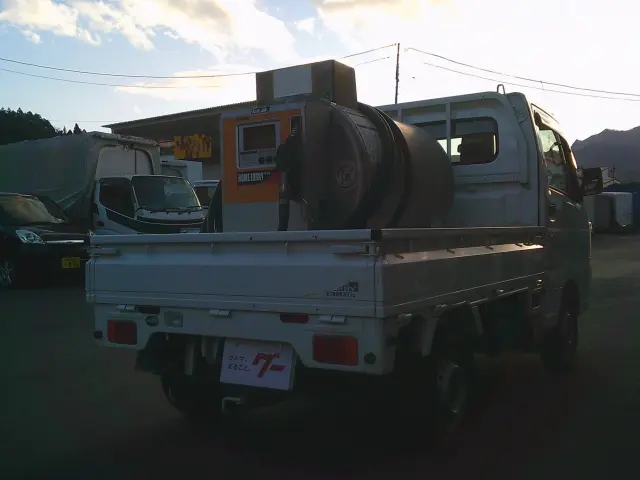 スズキ キャリイ EBD-DA16T(4WD)の写真4