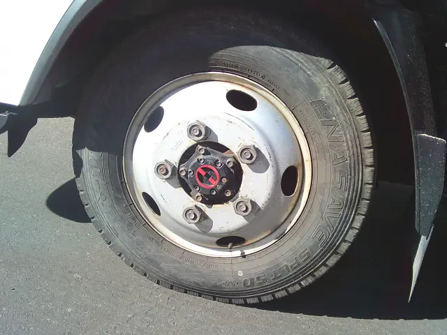 いすゞ エルフ 2RG-NMS88AN(4WD)の写真8