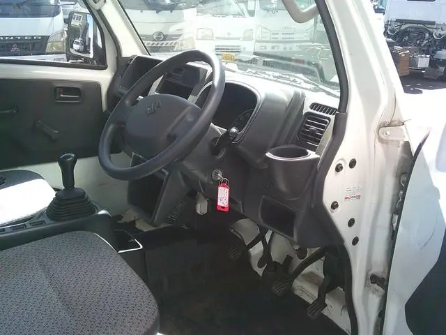 スズキ キャリイ EBD-DA16T(4WD)の写真16