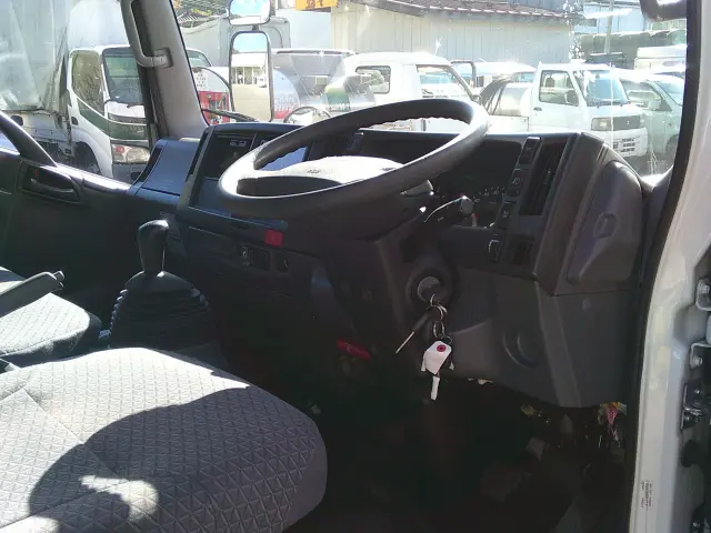 いすゞ エルフ 2RG-NMS88AN(4WD)の写真21