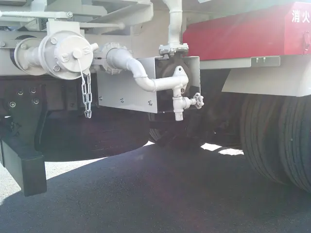 いすゞ エルフ TPG-NKS85AN(4WD)の写真25