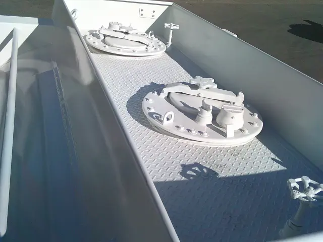 いすゞ エルフ TPG-NKS85AN(4WD)の写真27