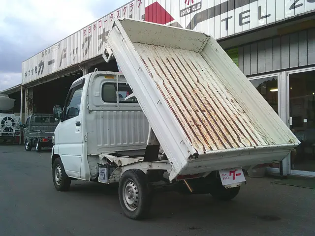 三菱 ミニキャブトラック GBD-U62T(4WD)の写真3