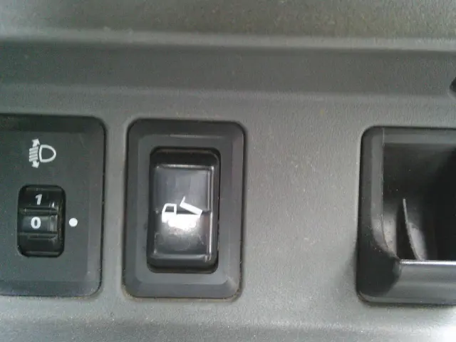 三菱 ミニキャブトラック GBD-U62T(4WD)の写真15