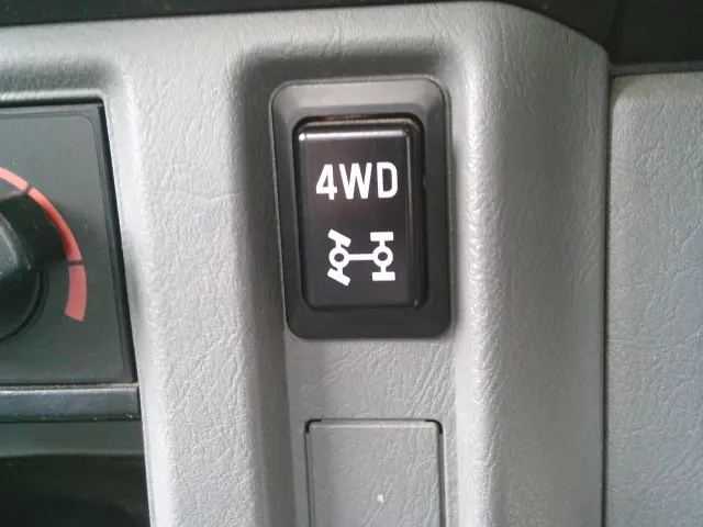 三菱 ミニキャブトラック GBD-U62T(4WD)の写真20