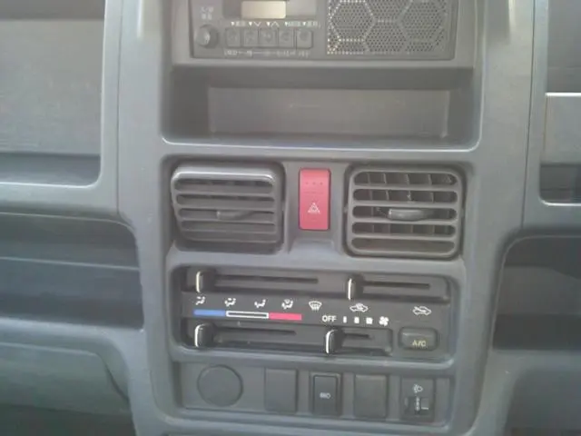 スズキ キャリイ EBD-DA16T(4WD)の写真26